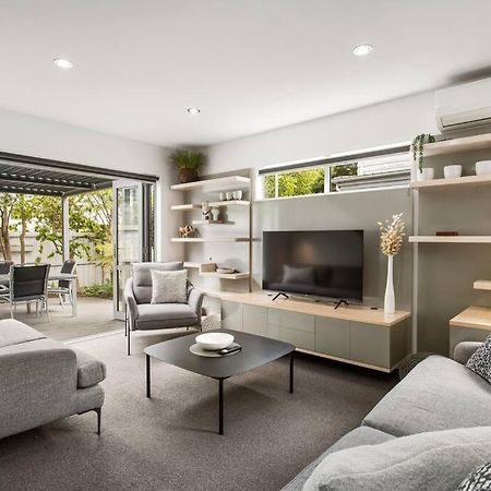Convenient Urban Townhouse 2 Carparks Available Apartamento Christchurch Exterior foto