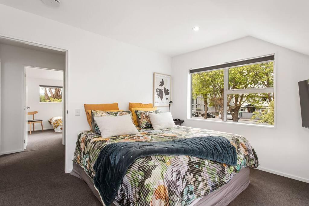 Convenient Urban Townhouse 2 Carparks Available Apartamento Christchurch Exterior foto