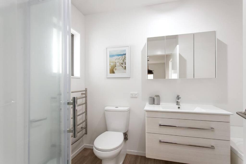 Convenient Urban Townhouse 2 Carparks Available Apartamento Christchurch Exterior foto