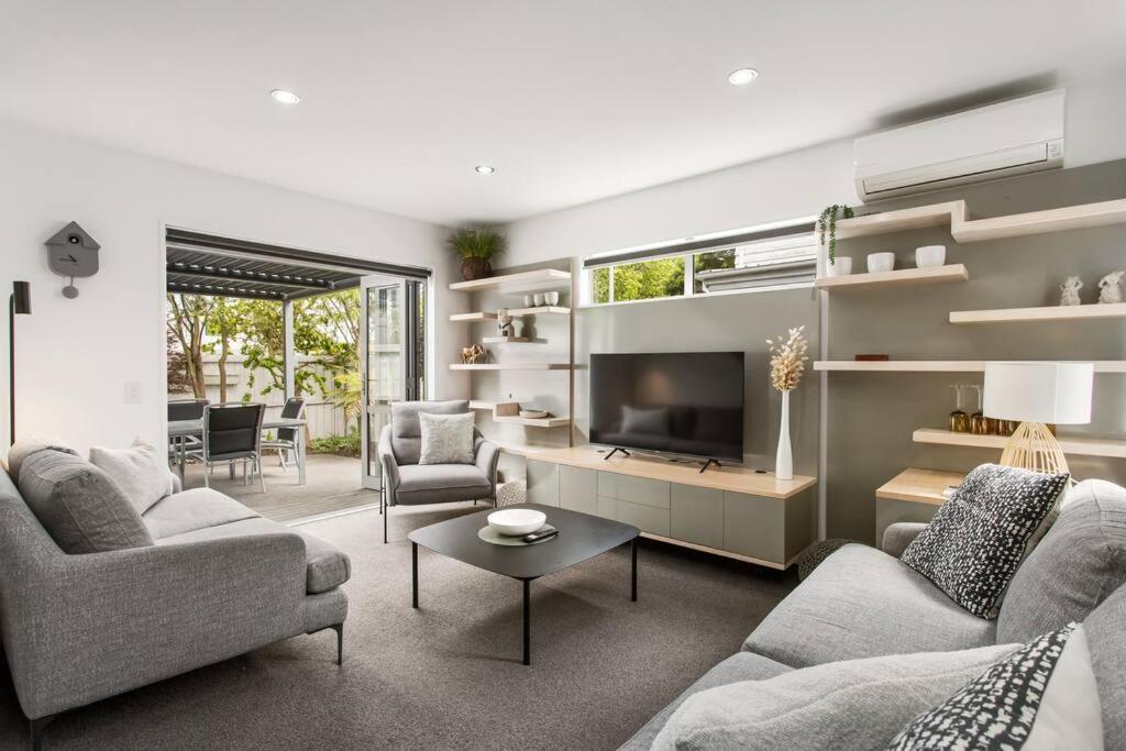 Convenient Urban Townhouse 2 Carparks Available Apartamento Christchurch Exterior foto
